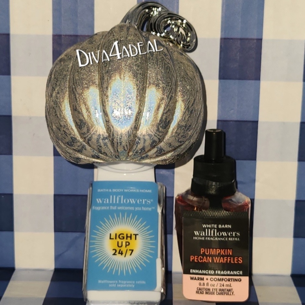 Bath & Body Works WHITE PUMPKIN Light Up Plug-In & Pumpkin Pecan Waffles Refill